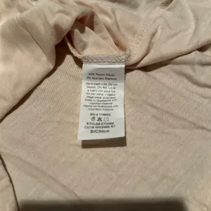 NWT‎ Easel Women Blush Pink Long Sleeve Ruffle Hem Tunic Top ET2088 Small thumbnail 4