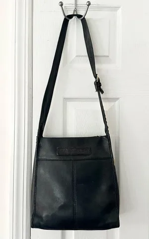 Fossil Vintage Black Leather 75082 Multi Pocket Top Zip Shoulder Bag Key Fob thumbnail 10