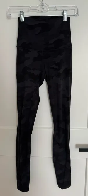 Lululemon Camo Leggings Black size 2 thumbnail 1