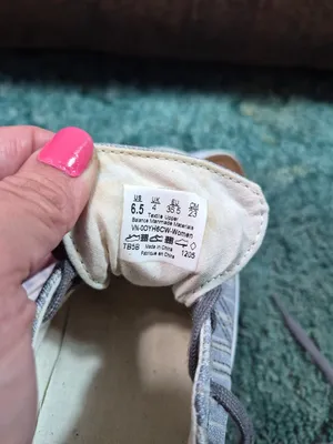 Vans Striped Lace Up Sneakers 6.5 thumbnail 12