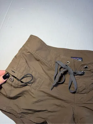 Patagonia Wavefarer Board Shorts size 0 3" thumbnail 4