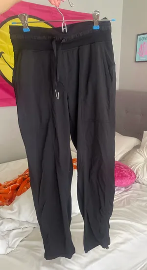 Lululemon Dance Studio Cropped Pants thumbnail 1