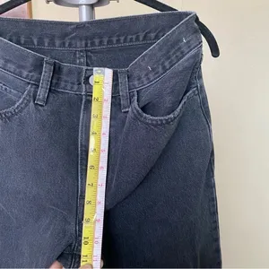 Levi's Distressed High Rise Straight leg Jean busted knee‎ distressed size 27 thumbnail 9
