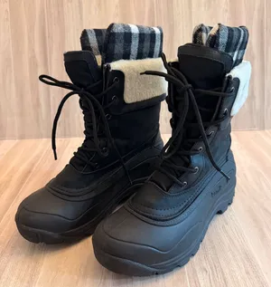 Kamik Sugarloaf Winter Boots Womens 9 Black Plaid Lined Waterproof Boots thumbnail 1