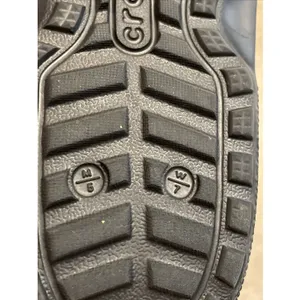 CROCS Black Classic Lined Clog Shoes Unisex Size M6 W7 203591 thumbnail 2