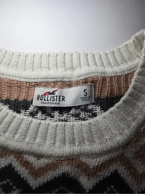 Hollister Women's oversized Fair Isle Crewneck Sweater in White, Black & Tan thumbnail 2