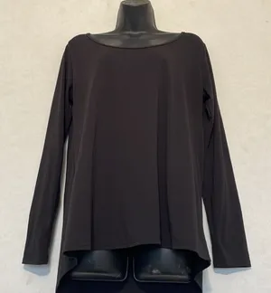 LuLaRoe size medium black, scoopneck, long sleeve tee. Used. thumbnail 1