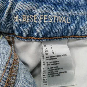 American Eagle Hi-Rise Festival Pocket Ripped Denim Jean Shorts Size 6 thumbnail 6