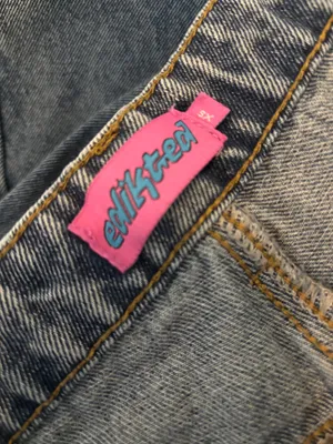 Edikted Jeans thumbnail 4