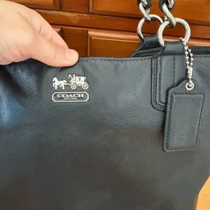 Coach Women’s Tote Bag - Black thumbnail 3
