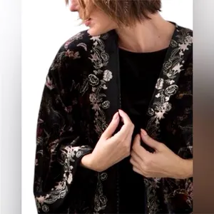 Chico's Black Crushed Velvet Jewel-Toned Floral Imprinted Oversized Boho… thumbnail 4
