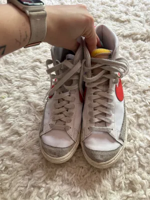 Nike Blazer Mid Vintage White Red Swoosh Sneakers thumbnail 2