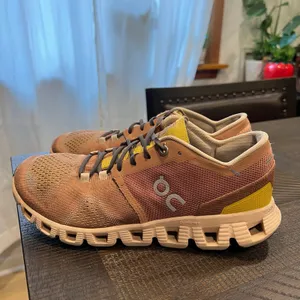 On cloud X brown running shoes for women 8.5 thumbnail 3