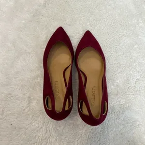 NWOT Talbots Womens Burgundy Suede 2” Classic Heels Pointed Toe 5.5 M thumbnail 2