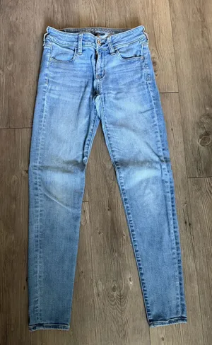 American Eagle Jeans thumbnail 1