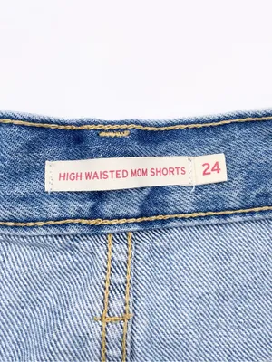 Levi's High Waisted Mom Shorts Size 24 Distressed Denim Cotton Frayed Hem Retro thumbnail 3