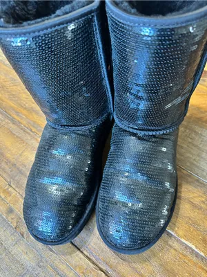 Women's UGG Australia Classic Short Cosmos Black Sequin Boots Size thumbnail 2