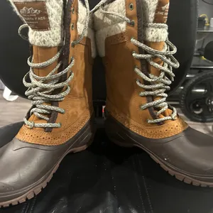 The North Face Shellista Water Proof Brown and Cream Snow Boots thumbnail 4