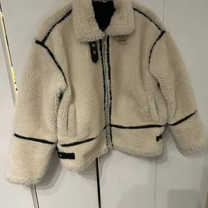 Elegant Cream Sherpa Jacket Black thumbnail 2