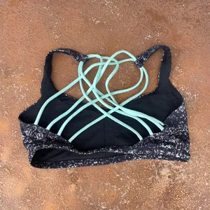 Lululemon free to be wild teal and gray sports brea size 8 thumbnail 3