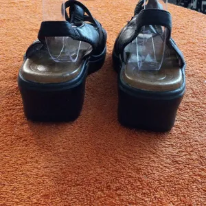 Ariat Western 8.5 Strap Clog Sandals in Black thumbnail 4