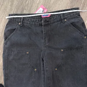 Edikted Ayla Low Rise Wide Leg Carpenter Jeans black wide leg medium thumbnail 4
