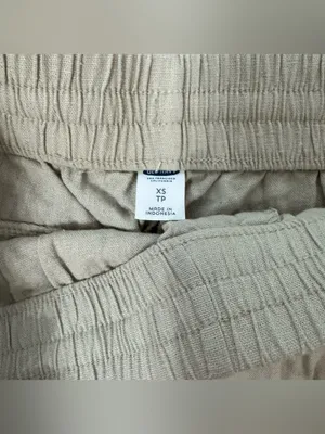 Old navy linen blend shorts. XS thumbnail 2