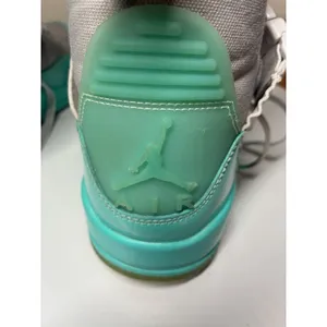 Women Nike Air Jordan 3 Retro‎ Explorer XX Grey Mint Green Size 7.5 Used thumbnail 7