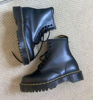 Dr. Martens Platform Black thumbnail 1