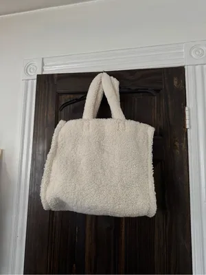 Victoria’s Secret Sherpa Tote Bag thumbnail 3