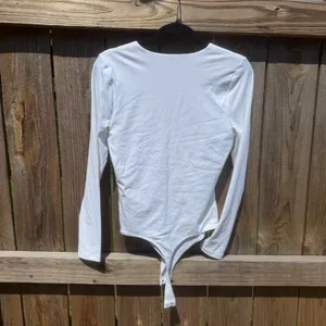 Abercrombie & Fitch Soft A&F Collection White V-Neck Long Sleeve Bodysuit M thumbnail 3