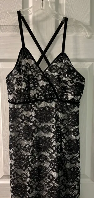 Handmade Formal Dress thumbnail 3