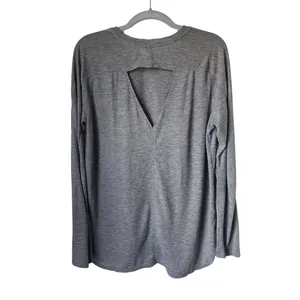 Under Armour Gray Long Sleeved Tee - Medium thumbnail 2