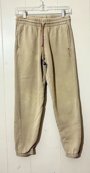 TNA Aritzia Cozy Fleece Boyfriend Sweatpants XS Tan Khaki Joggers thumbnail 1