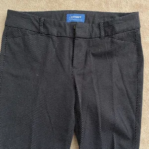 Old Navy Pixie Ankle Pants thumbnail 3