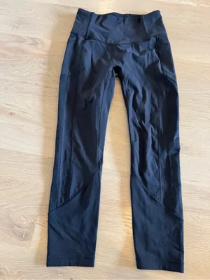 Lululemon All The Right Places Crop II 23" legging black size 6 thumbnail 6