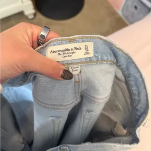 Abercrombie & fitch jeans thumbnail 2