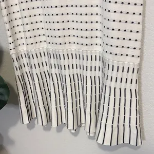 NWT Saks Black and White Patterned low waist Dress Medium thumbnail 4