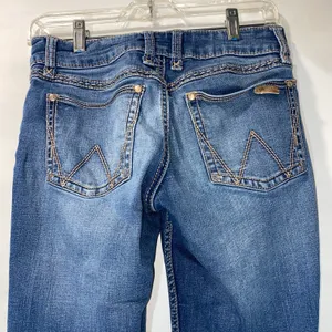 Wrangler Bootcut Jeans Women’s 1/2 x 34 thumbnail 6