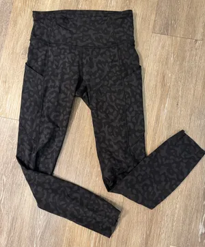 Lululemon Fast and Free High-Rise Tight 25" thumbnail 2