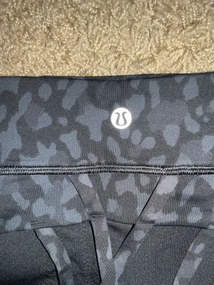Patterned lululemon bra thumbnail 4