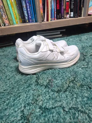 New Balance 577 Walking Shoes 8 Wide thumbnail 4