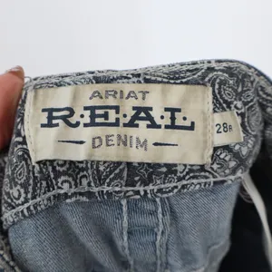 Ariat Real Denim Womens 28R Medium Wash Straight Leg Embroidered Jeans thumbnail 2