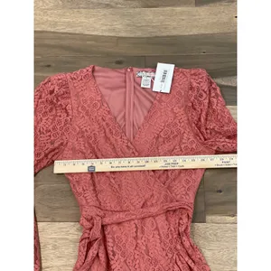A Calin by Flying Tomato Lace Ruffle Puff Sleeve Dress Size L Mauve New With Tag thumbnail 4