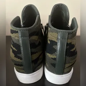 Steve Madden Green Camo High-Top Wedge Sneakers thumbnail 8