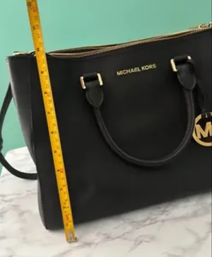 Michael Kors Sutton leather large purse thumbnail 1