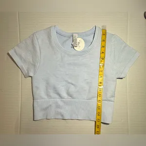 Offline By Aerie Crop Top Women's Size Small P Lined Light Blue Stretch Seamless thumbnail 4