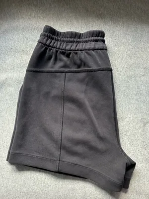 Lululemon Shorts thumbnail 3