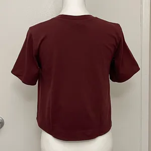 Wilfred Aritzia Women's Burgundy Cropped Top size Small thumbnail 3