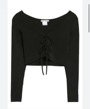 Alice + Olivia Sharee Cropped Pullover Black Size Small NWT Cutout thumbnail 4